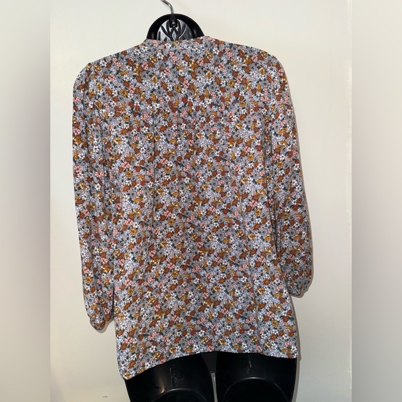 LOFT Floral Print Women's Top Size Small - Picture 6 of 7
